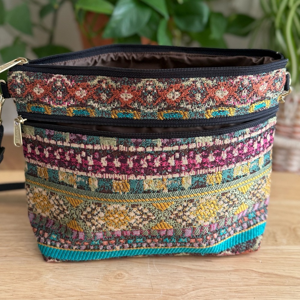 Danny K Boho Tapestry Crossbody Shoulder Bag Multicolor Made in USA Artisan Folk - Picture 15 of 16